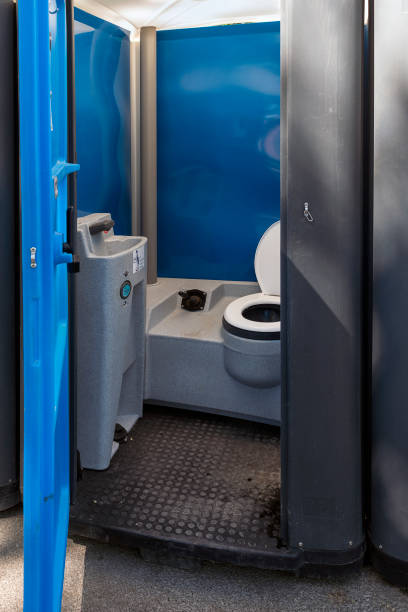 Best Portable bathroom rental  in Upland, IN